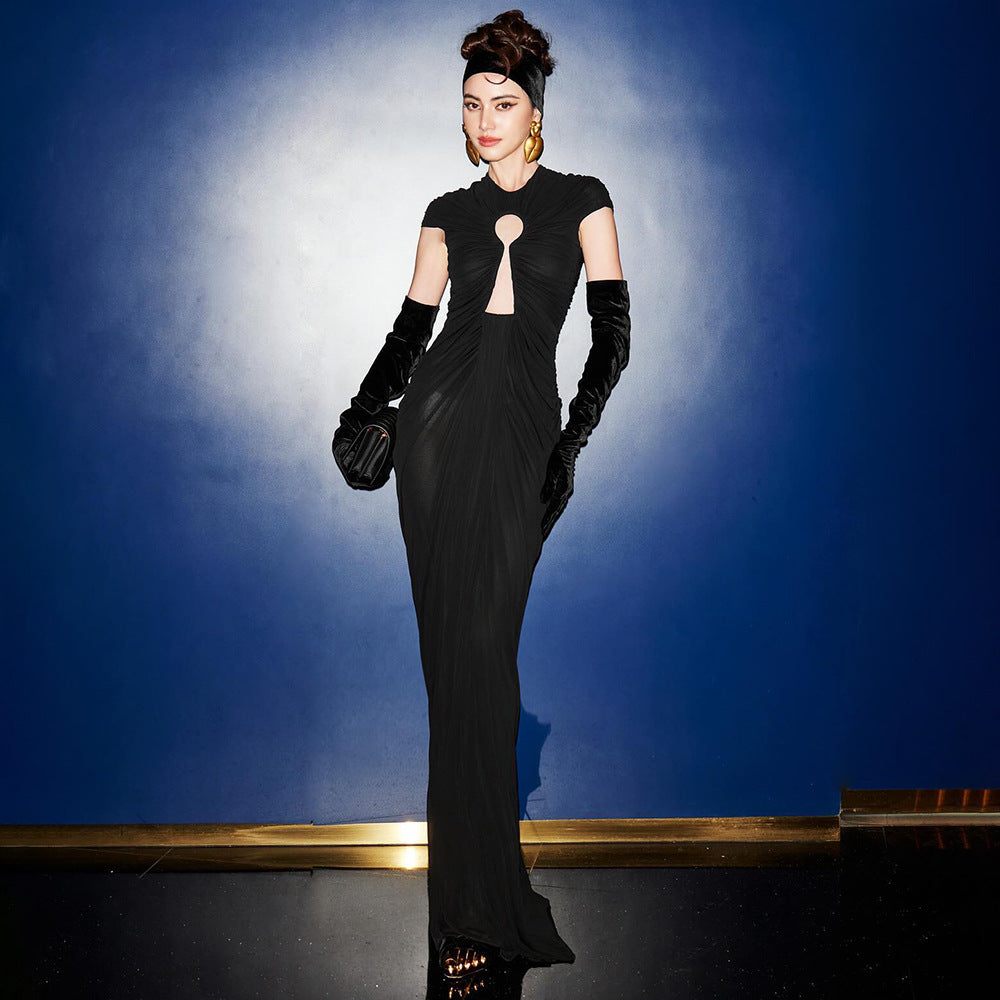 Damen glamouröses Abendkleid mit raffinierten Drapierungen und Schlitz Drune