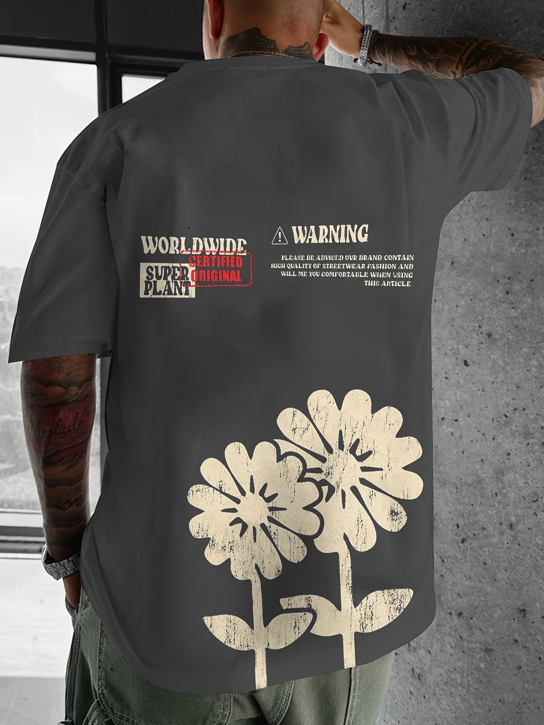 Herren Oversized T-Shirt mit großflächigem Vintage-Blumenprint und Rücken-Slogan Drune