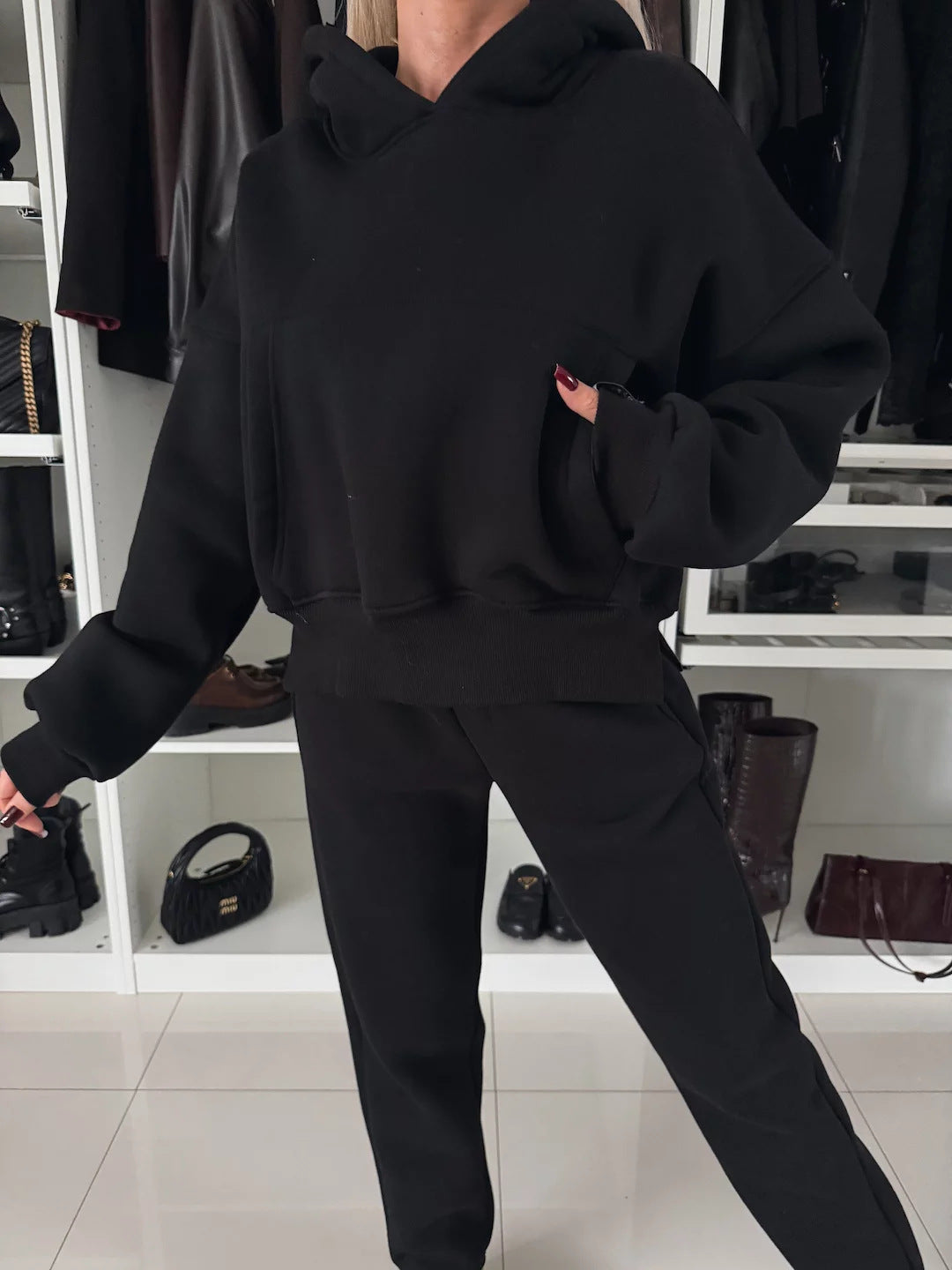 Drune | Run Kapuzenpullover und Cropped Hose Zwei Teile Satz