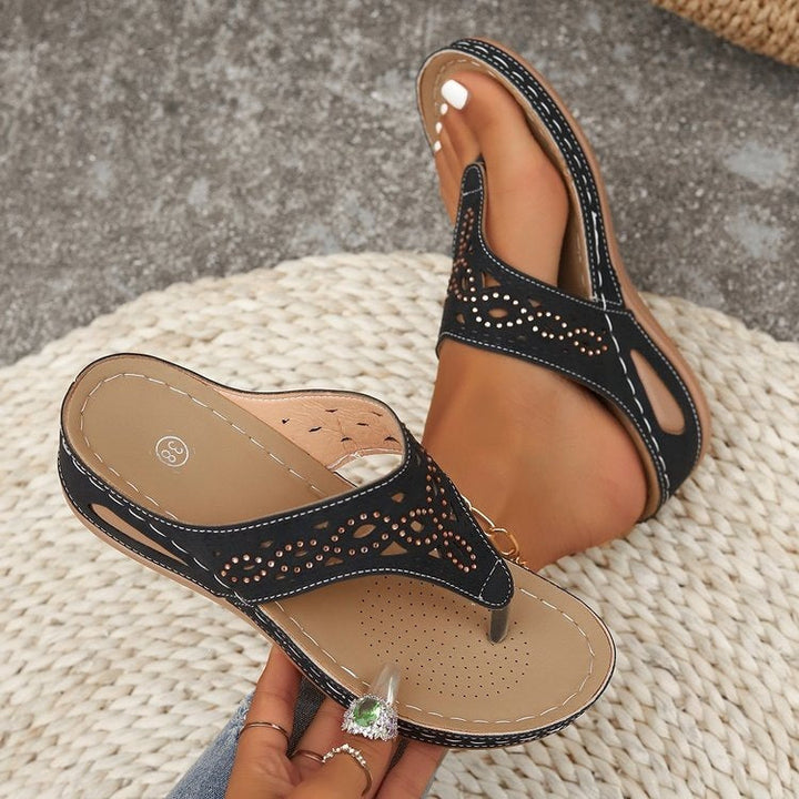 Damen Komfortable Zehentrenner-Sandalen mit floralem Schnitt Drune
