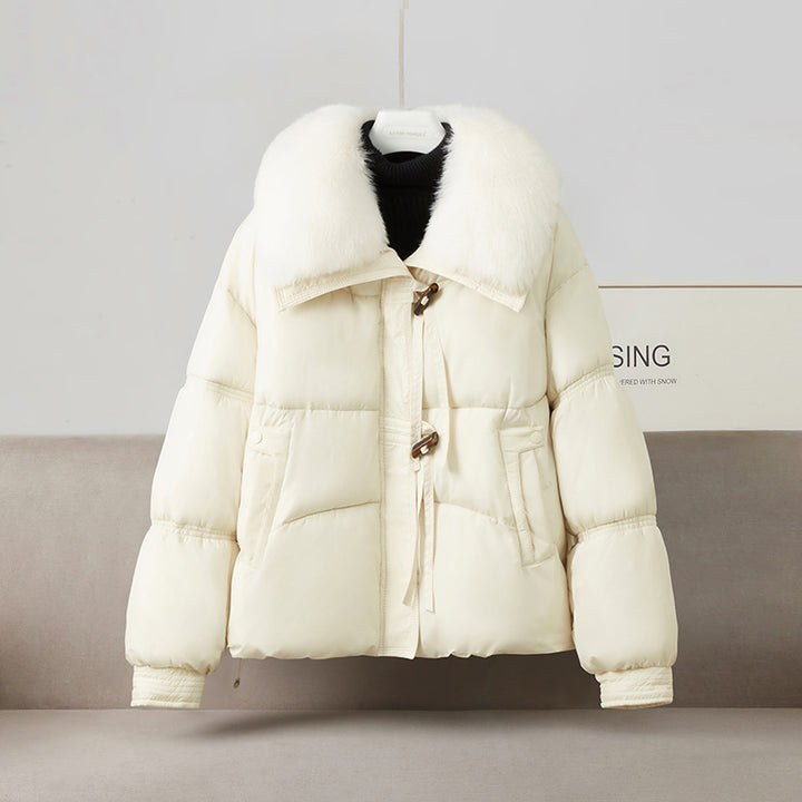 Damen nan kurze Steppluftjacke mit voluminösem Webpelzkragen, Knebelverschluss und formstabiler Taillenlinie Drune