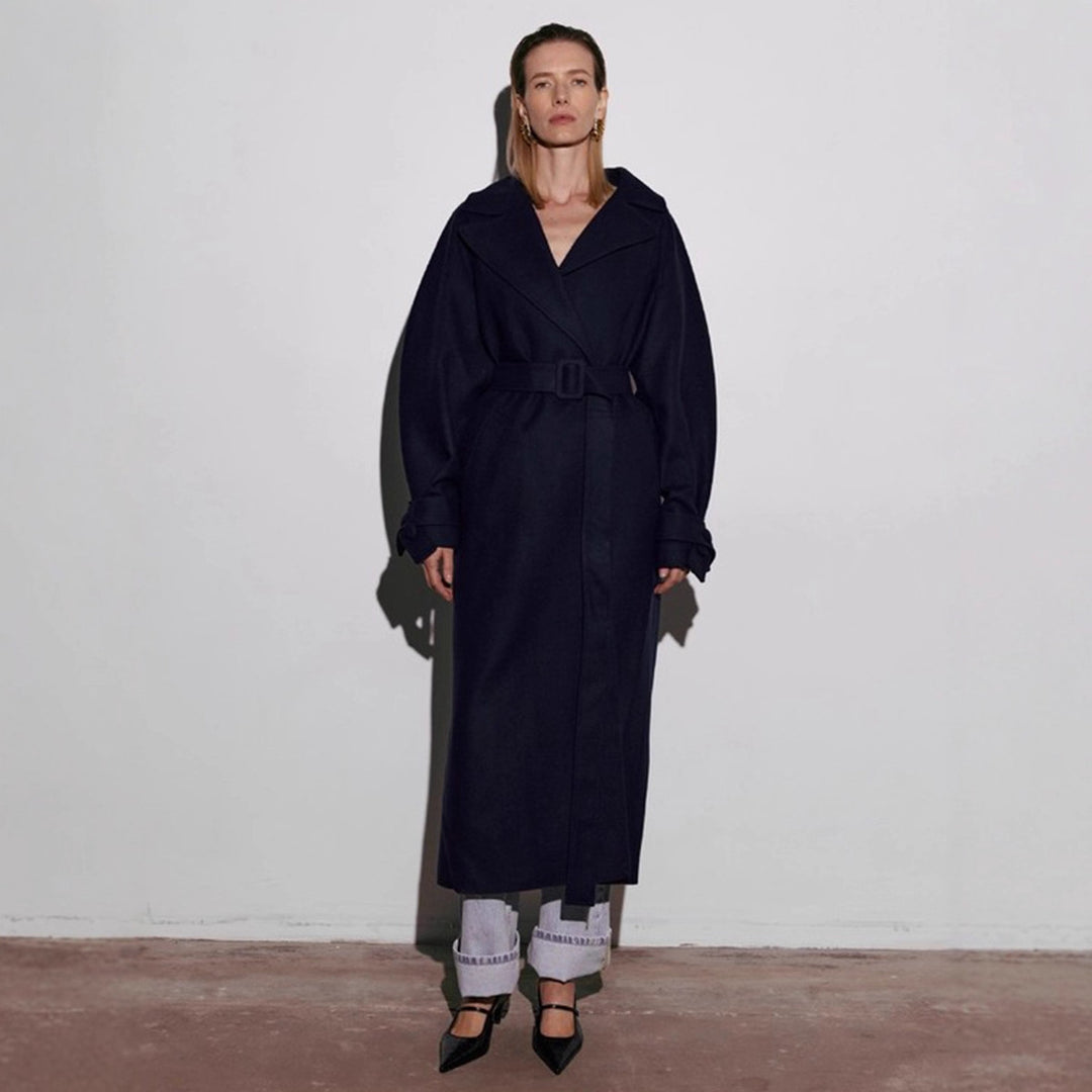 Damen Eleganter, taillierter Wollmantel mit Gürtel Drune