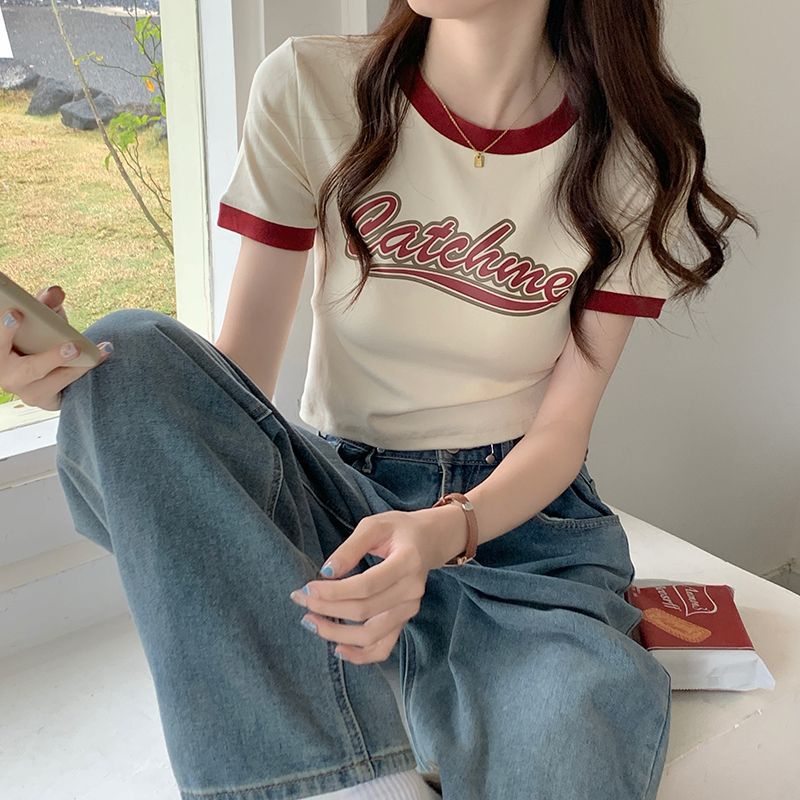 Damen lässiges Crop-Top mit kontrastierenden Ärmeln und kreativem Schriftzug Drune