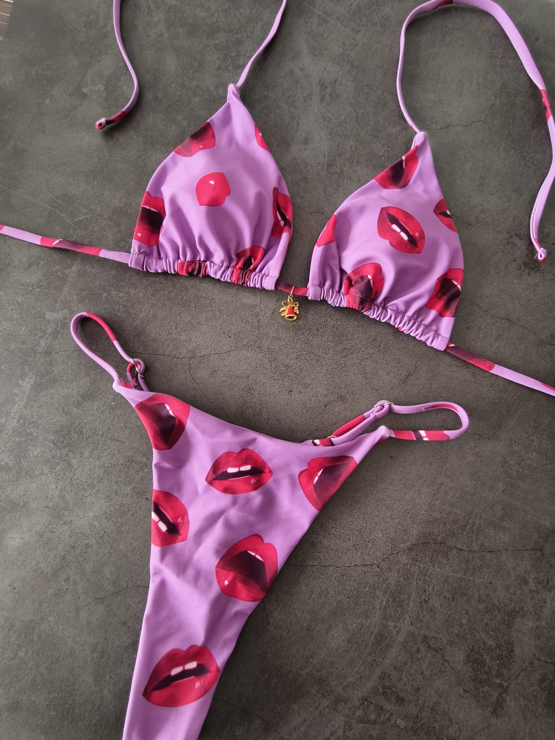 Damen Bikini-Set mit verstellbarem Triangel-Oberteil und hoch geschnittenen Hüftbund Drune