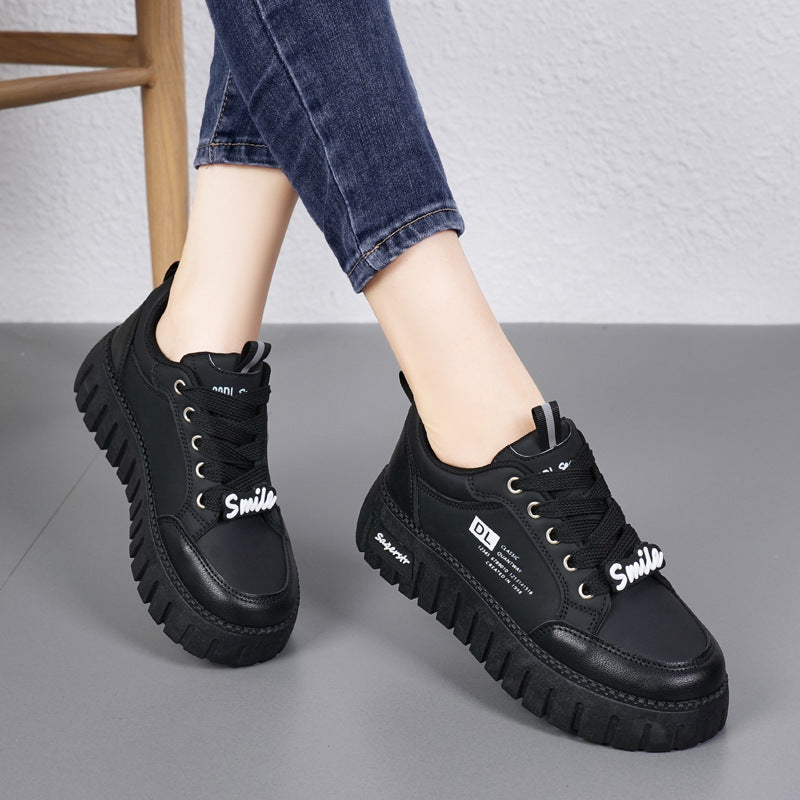 Modische orthopädische Damen-Sportschuhe mit Plateausohle