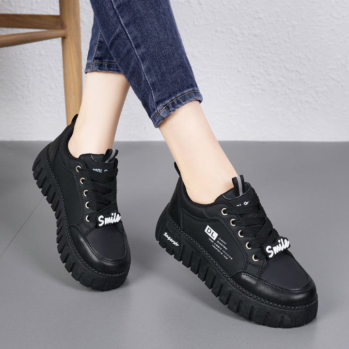 Modische orthopädische Damen-Sportschuhe mit Plateausohle