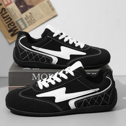 Damen leichte Retro-Skate-Sneaker mit gesteppter Seitenwand, gepolstertem Knöchelkragen und rutschfester Gummilaufsohle Drune