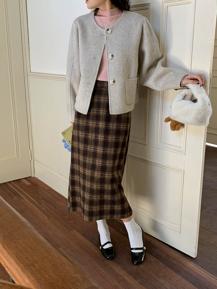 Damen weiche und modische Strickjacke mit klassischen Knopfdetails Drune