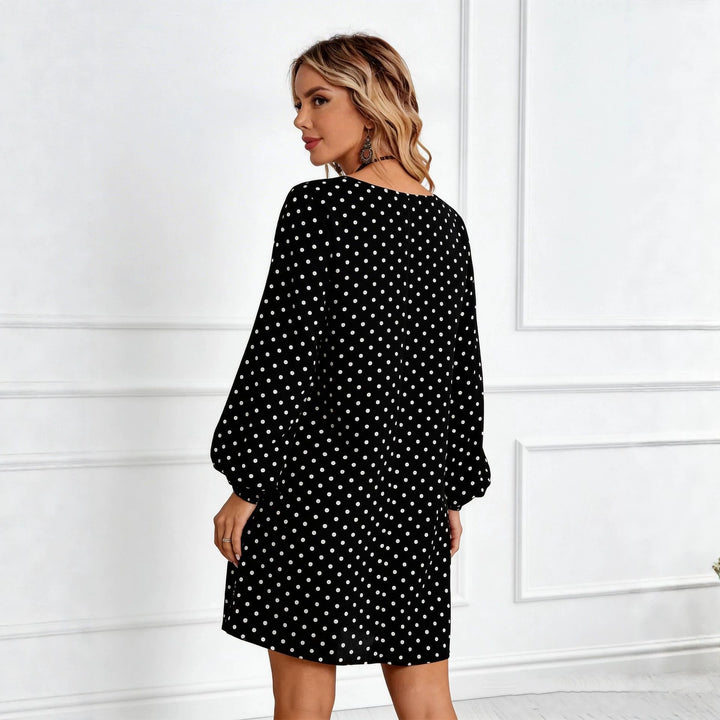 Damen Lockeres Tupfen‑Minikleid mit V‑Ausschnitt, Ballonärmeln und schwingender A‑Linie Drune