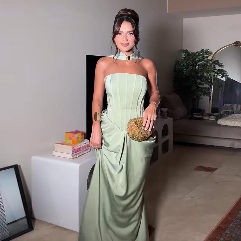 Damen Abendkleid mit asymmetrischem Schnitt und raffinierten Drapierungen Drune
