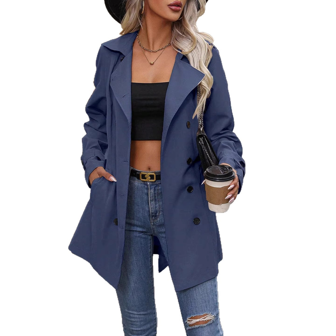 Damen Kurzer Trenchcoat mit doppelreihiger Knopfleiste und markantem Reverskragen Drune