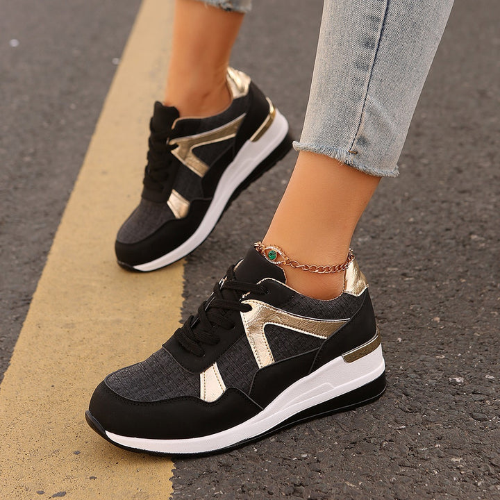 Damen sportlicher Keil-Sneaker mit gepolstertem Memory-Fußbett und eleganten Metallic-Akzenten Drune