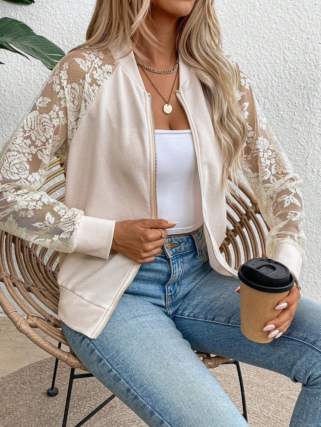 Damen Leichte Sweatjacke mit Spitzenärmel Drune