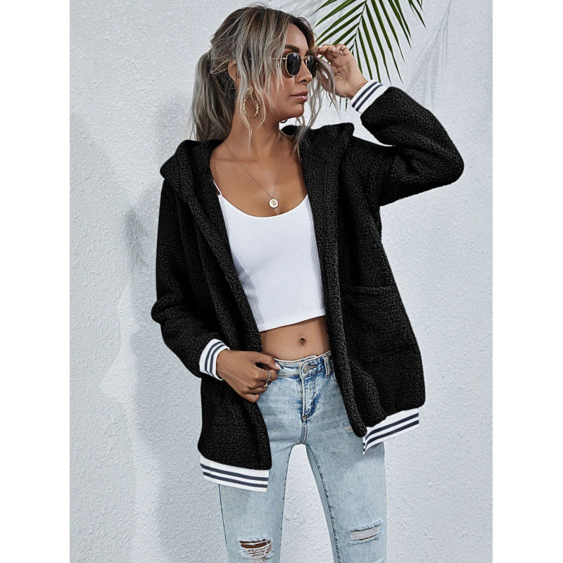Damen Teddy‑Fleece Kapuzenjacke mit kontrastierenden Bündchen und aufgesetzten Taschen Drune