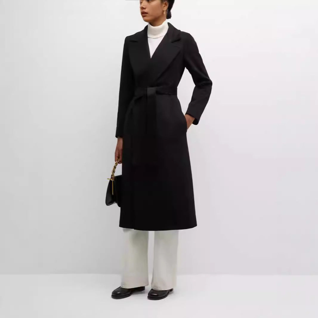 Damen Einreihiger Midilanger Mantel im Clean-Cut mit Taillengürtel und dezenter Pattentasche Drune