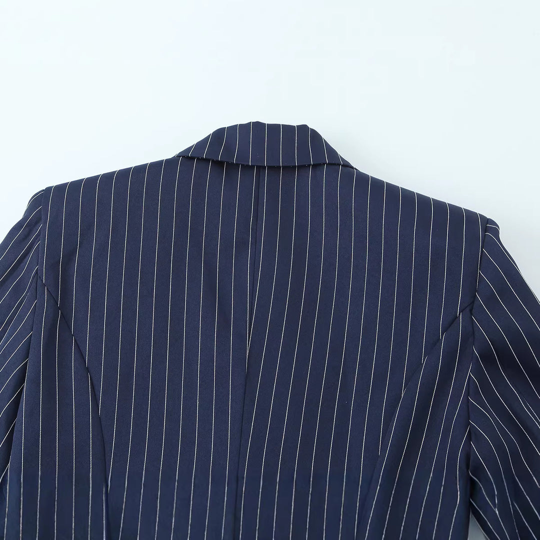 Damen Eleganter Nadelstreifen-Blazer mit asymmetrischem Revers und Pattentaschen Drune