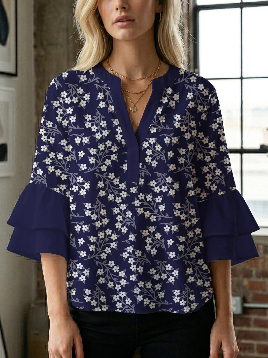 Damen Bluse mit voluminösen Ärmeln und floralem Design Drune