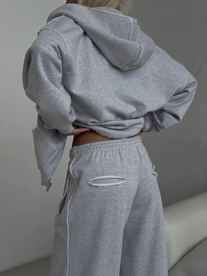 Damen oversized kurz geschnittener Kapuzenpullover und hochtaillierte Jogginghose Set aus Bio-Baumwollfleece Drune