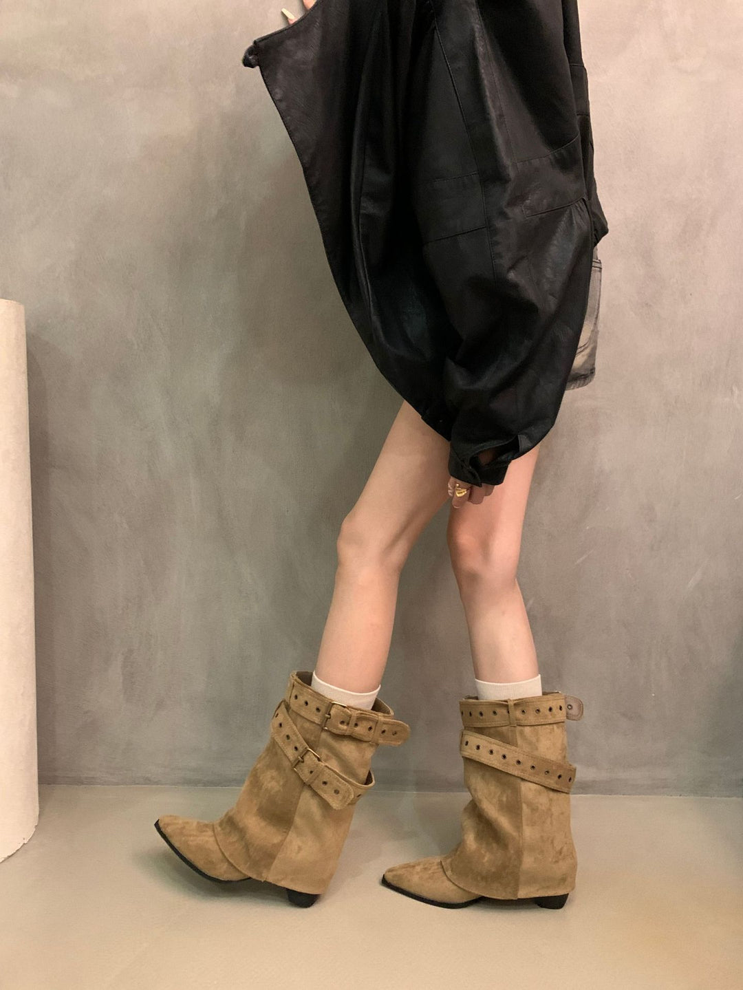 Damen Elegante Stiefeletten mit Riemen-Dekor Drune