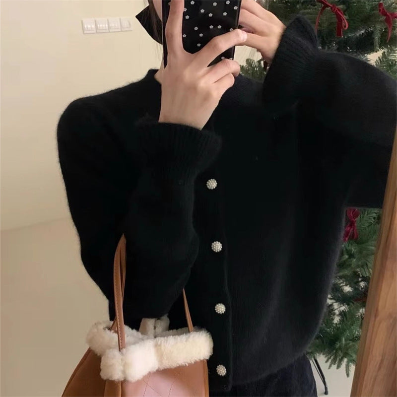 Damen Cozy Strickjacke mit Perlmuttknöpfen Drune