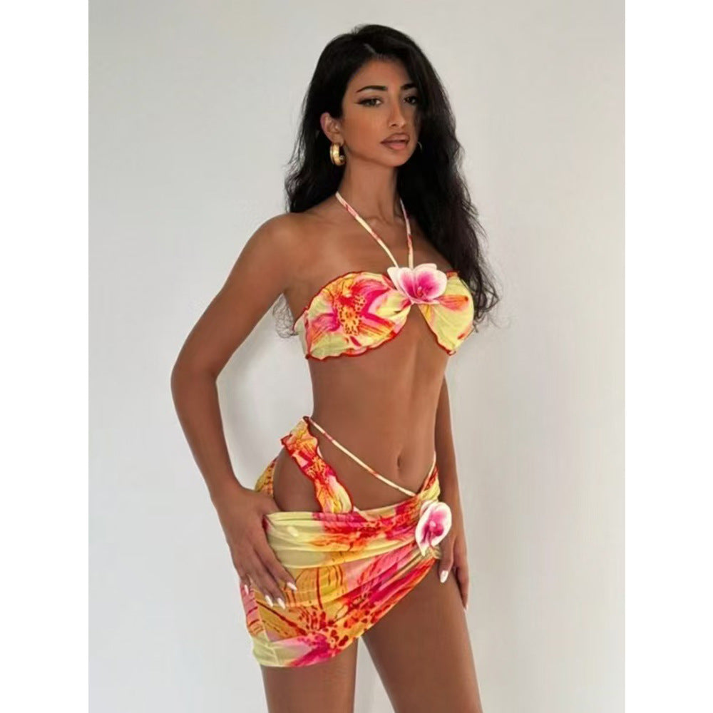 Damen Bandeau-Bikini mit floralem Design und Wickelrock Drune