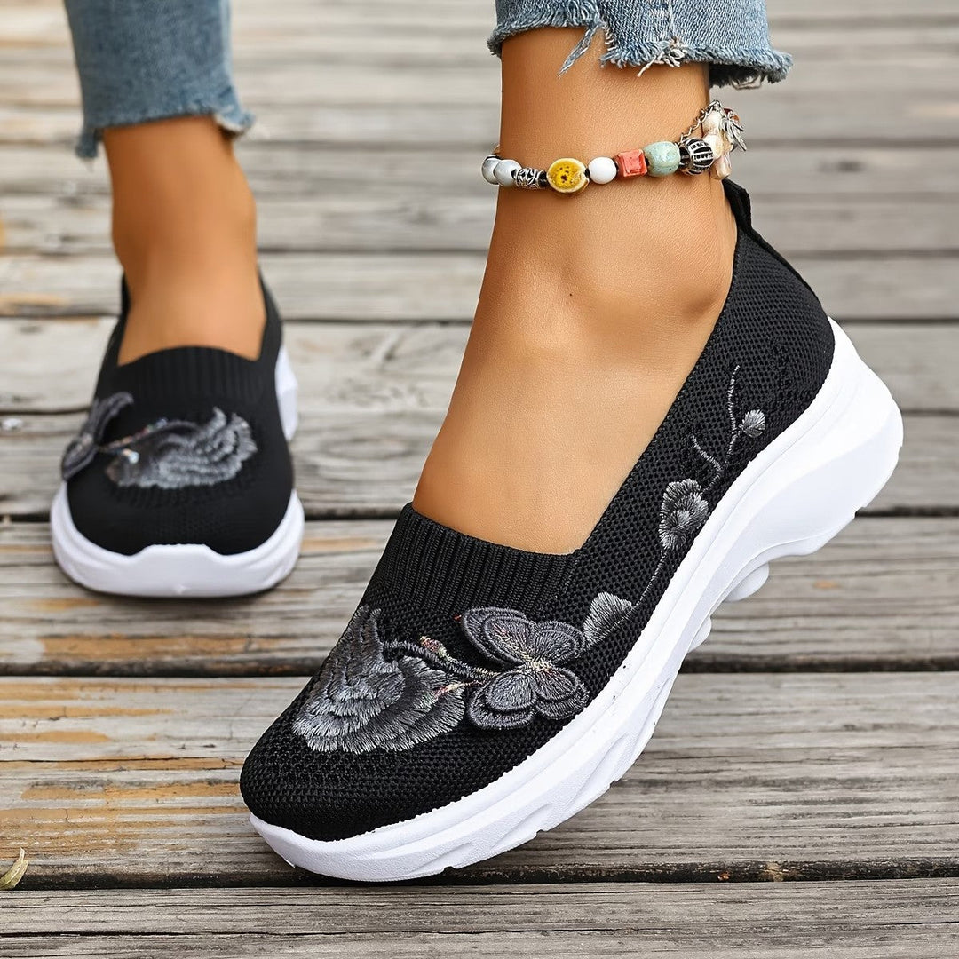 Damen Elegante Slip-On Sneakers mit floralen Stickereien Drune