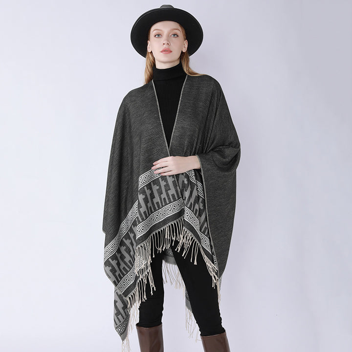 Damen Capeponcho aus feinem Wollmix mit ornamentaler Bordürenkante und Zipfelrand Drune