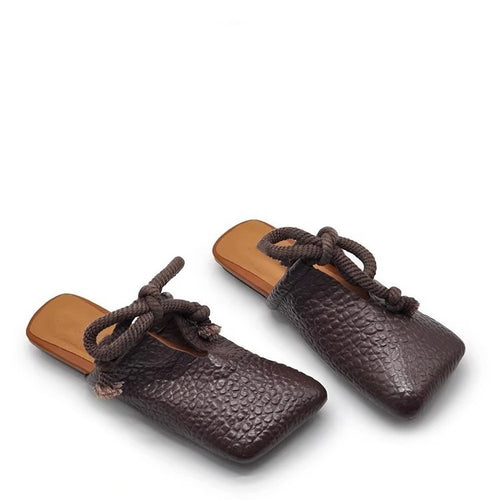 Damen Quadratische Leder-Mules mit geknoteter Seilschleife und genarbter Oberfläche Drune