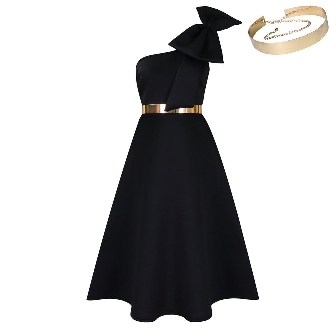 Damen schulterfreies Kleid mit stilvollem Halstuch und goldener Akzent Drune