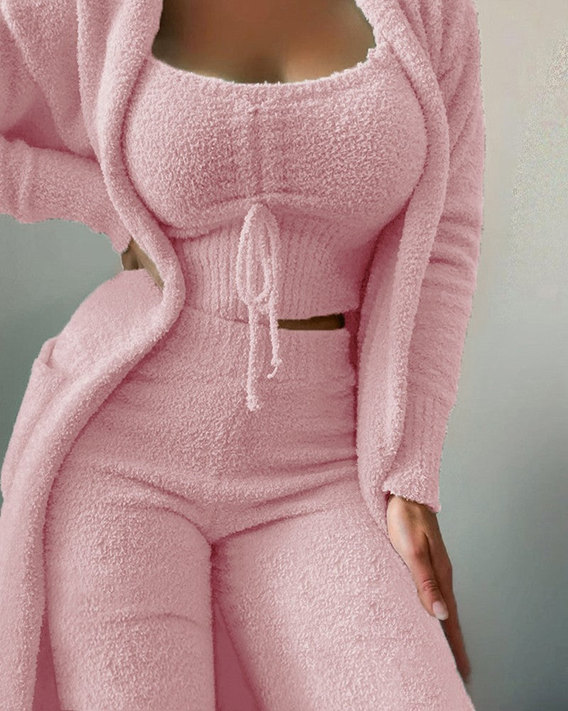 Damen nan luxuriöses Teddy-Fleece Lounge-Set mit Longcardigan, gerafftem Cropped-Bustier und Highwaist-Hose Drune