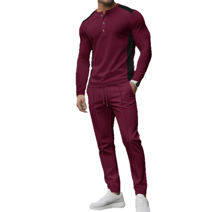 Herren modisches Freizeit-Set mit strukturiertem Langarmshirt und passenden Jogginghosen Drune