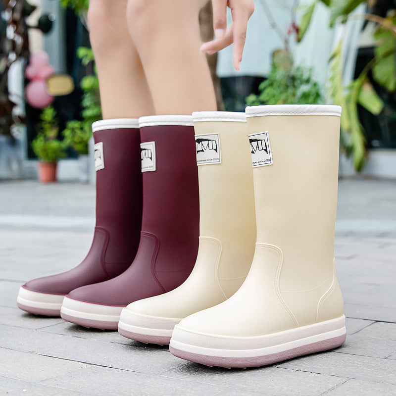 Damen Mittelhohe Plateau-Regenstiefel mit wasserfester Vollgummi-Konstruktion Drune