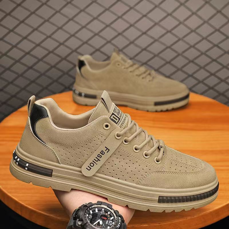 Herren Lässige Veloursleder-Sneaker mit perforiertem Obermaterial und robuster Profilsohle Drune