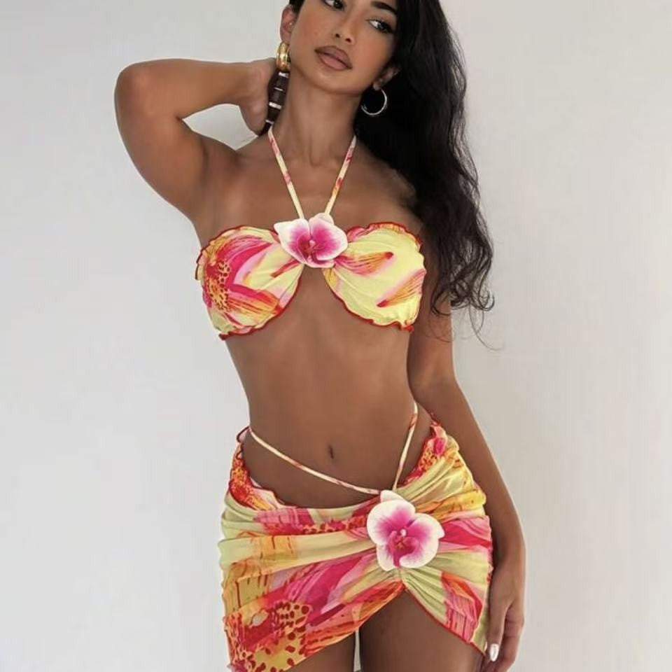 Damen Bikini-Set mit floralem Design und verspieltem Wickelrock Drune