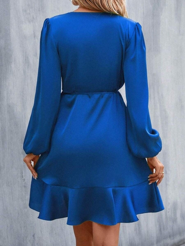 Drune | V-Ausschnitt Kleid Satin Taille Eng Niedrig Ausschnitt Lässig Midi Kleid Süß Frauen Kleidung