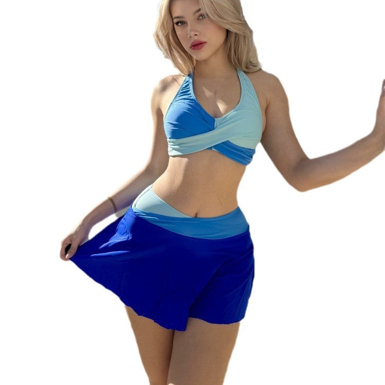 Damen Badeoutfit mit sportlichem Rock Drune