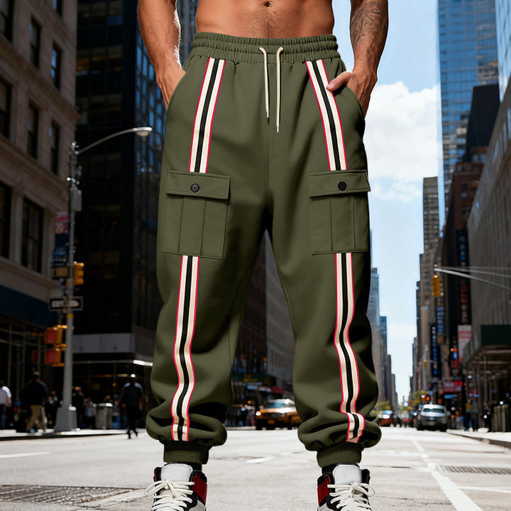 Herren Cargo-Jogginghose im Urban-Streetwear-Look mit Kontraststreifen und Klappentaschen Drune