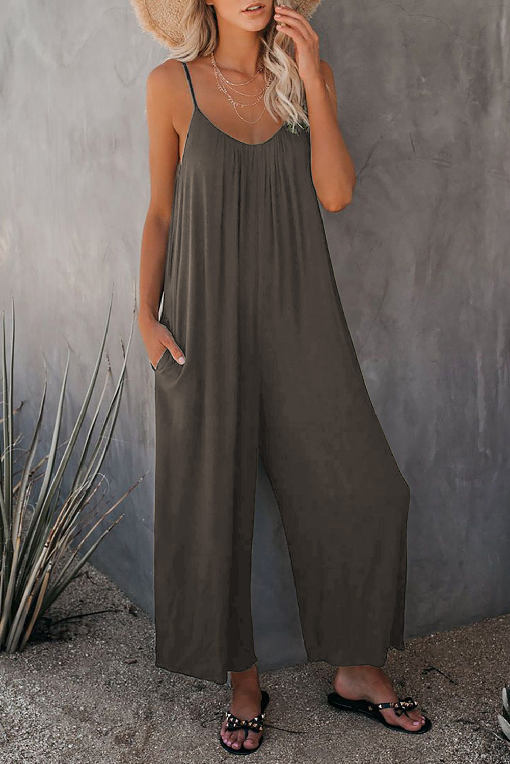 Damen lässiger Jumpsuit mit dekorativen Trägern und leichtem, fließendem Stoff Drune