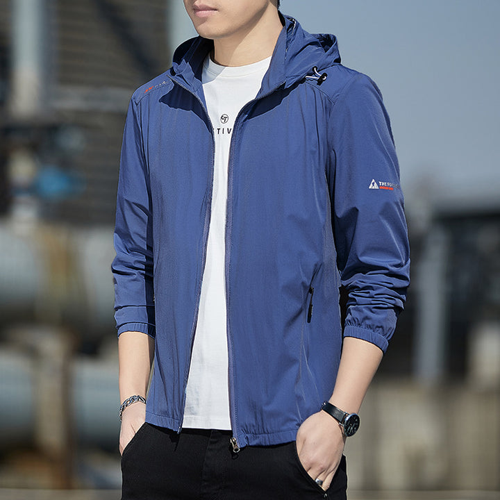 Herren Ultraleichte Wind- und Regenjacke mit Kapuze, Packfunktion und Reißverschlusstaschen Drune