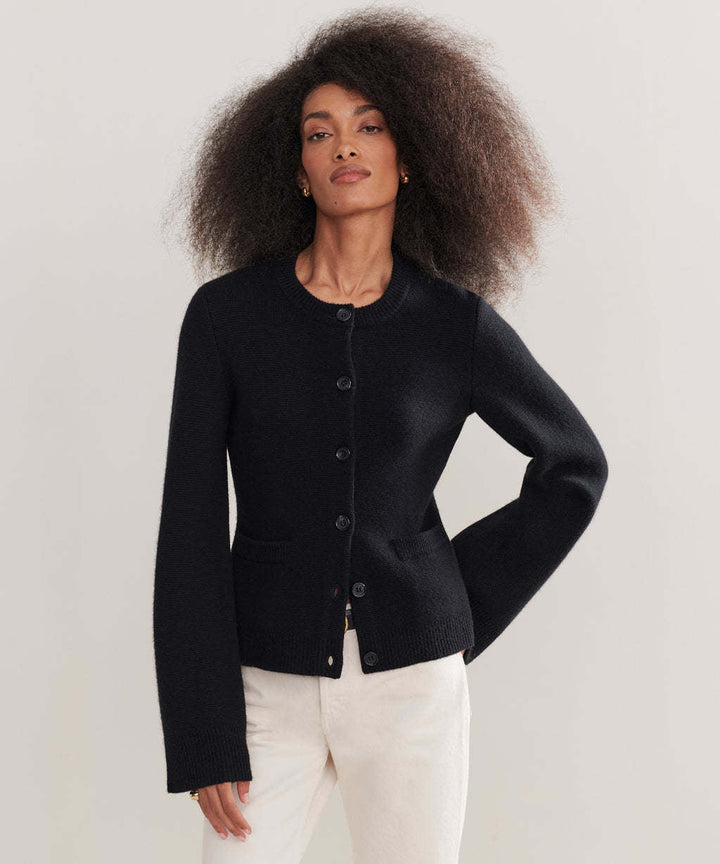 Damen elegante Strickjacke mit Knopfdetails und praktischen Taschen Drune