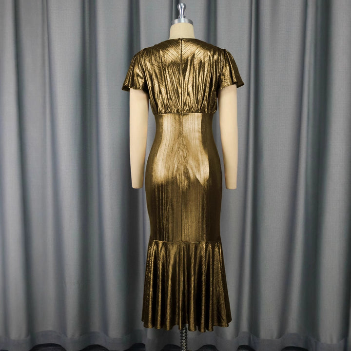 Damen figurbetontes Abendkleid mit schimmerndem Material und Rüschendetails Drune