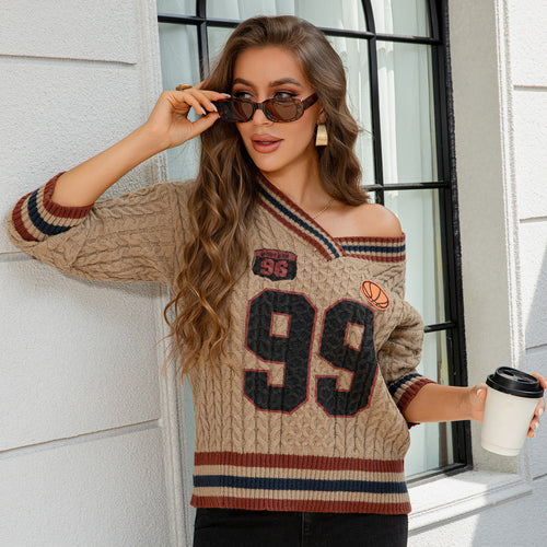 Damen Schräg ausgeschnittener Zopfstrick-Pullover im College‑Look Drune