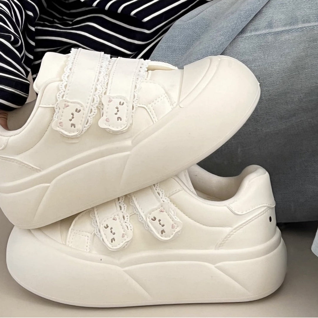 Damen Sneaker mit verstellbaren Klettverschlussriemen und komfortabler Sohle Drune