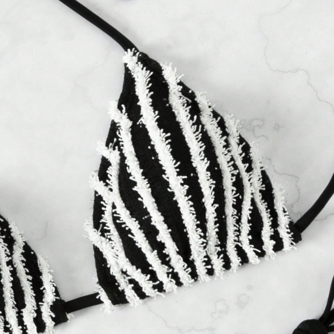 Damen Triangel-Bikini mit auffälligem Streifenmuster Drune