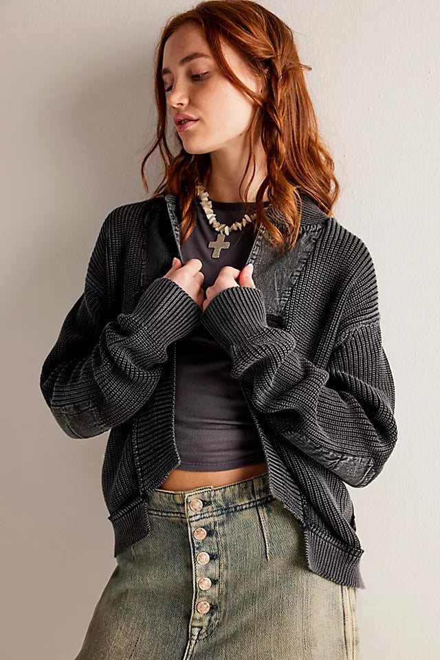 Damen Modische Strickjacke mit großen Taschen