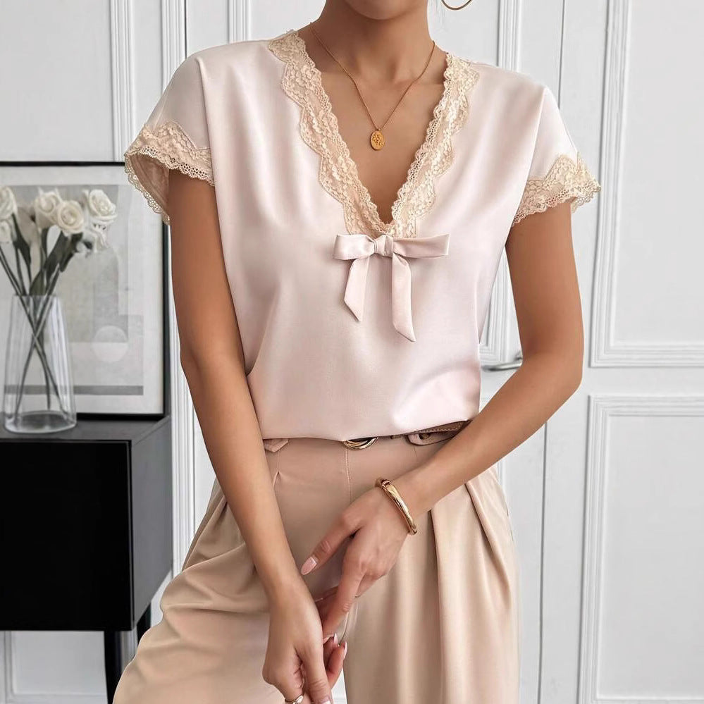 Damen Blusenshirt mit floralem Spitzensaum und satiniertem Finish Drune
