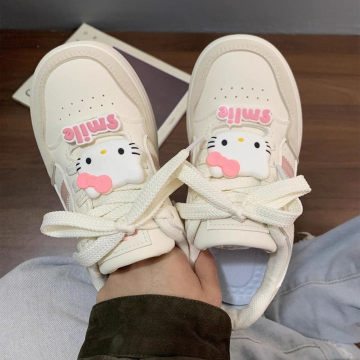 Damen Modische Sneakers mit charakteristischem Hello Kitty Design Drune