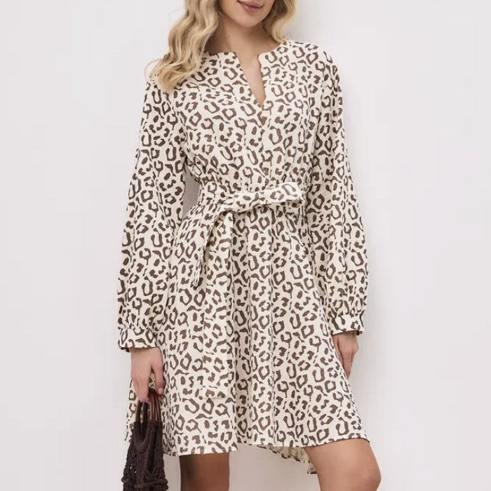 Damen Freizeitkleid mit taillierbarem Gürtel und eleganten Rüschendetails Drune