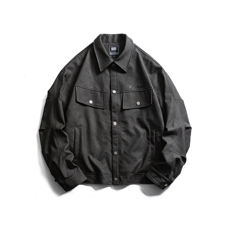Herren Kurz geschnittener Canvas‑Trucker mit Veloursoptik, Pattentaschen und Druckknopfleiste Drune