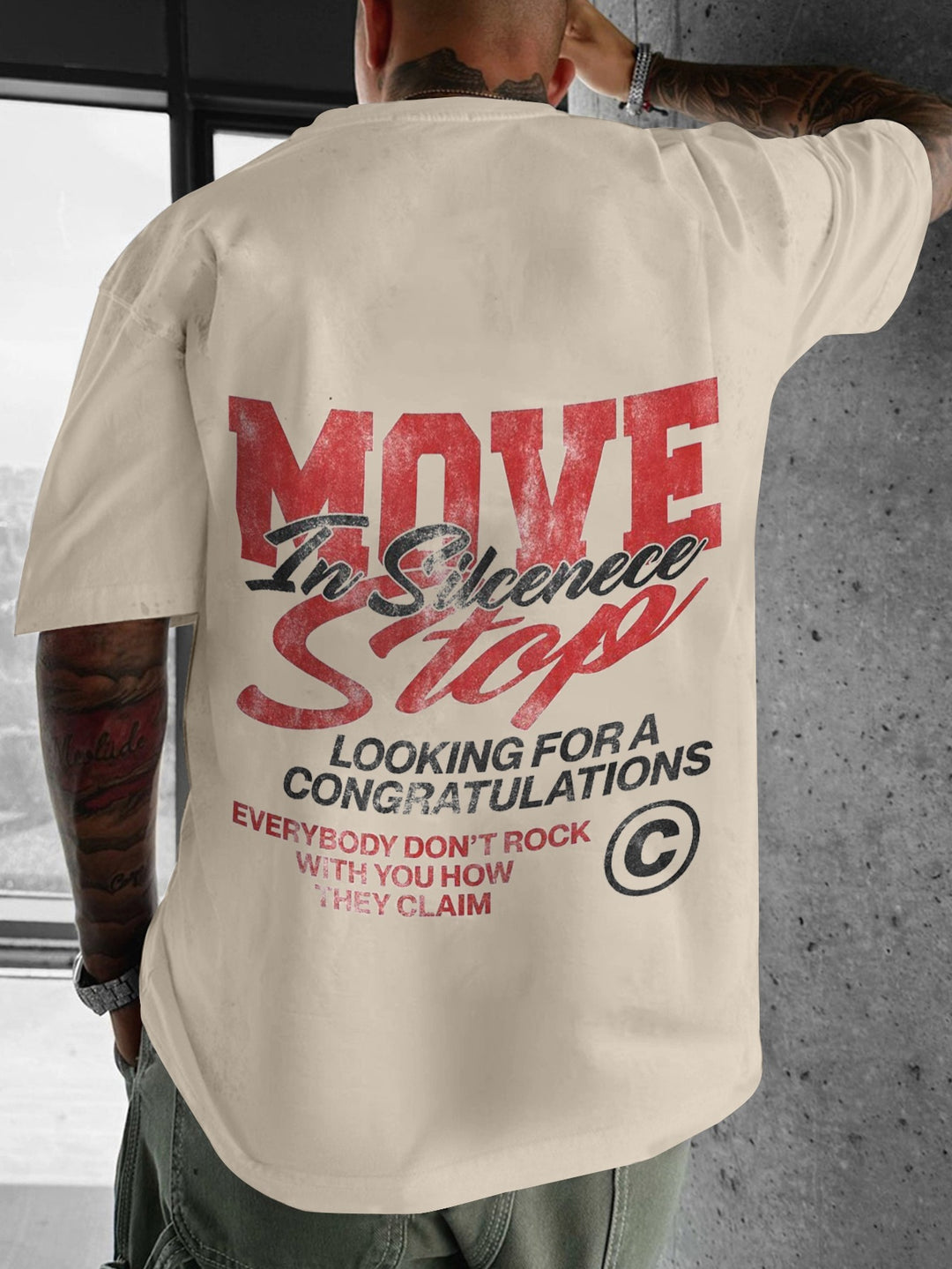Herren Oversized T-Shirt mit großflächigem Vintage-Blumenprint und Rücken-Slogan Drune